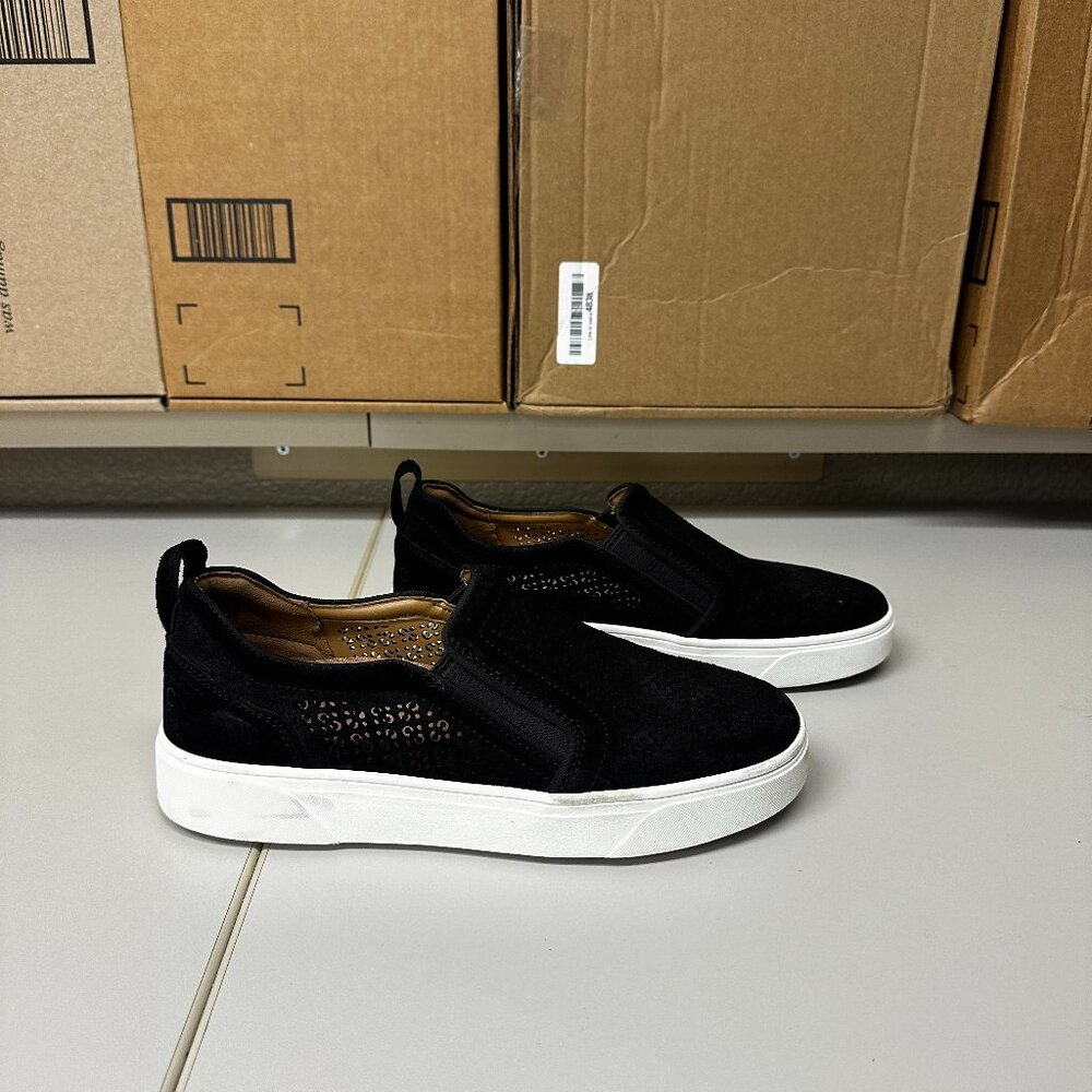 Vionic Kimmie Perf - black - size 7.5